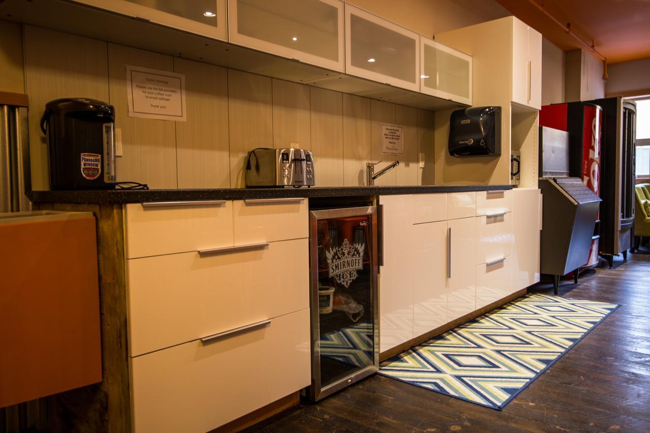 Adventure Hotel Nelson Luaran gambar