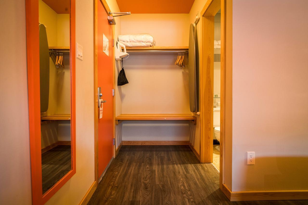 Adventure Hotel Nelson Luaran gambar